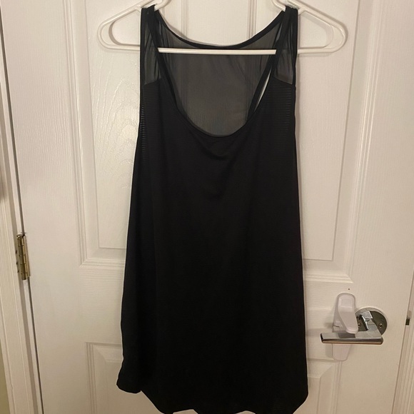 Workout tank top - Picture 1 of 4